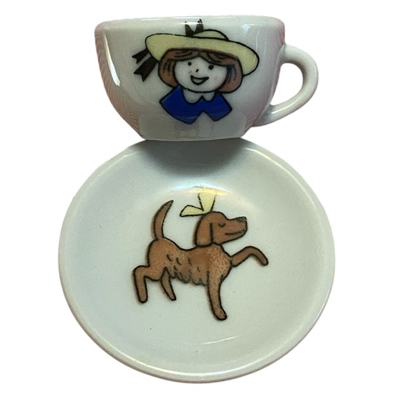 Schylling Madeline Porcelain Children’s Tea Set with Wicker Picnic Basket - Picture 4 of 16